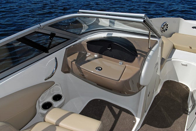 2015 Stingray 194 LX Passenger-Console