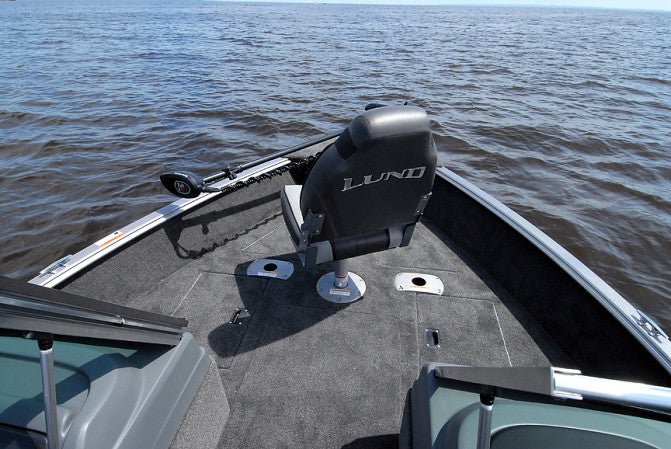 Lund Impact 1775  Impact Bow