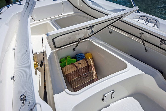 Boston Whaler 240 Dauntless Bow Storage Open