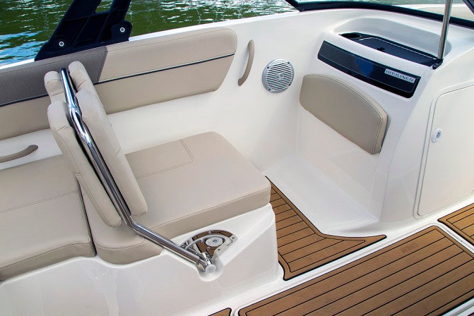 Bayliner VR5 Companion Seat