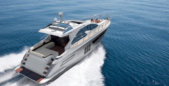 Azimut 55S Action