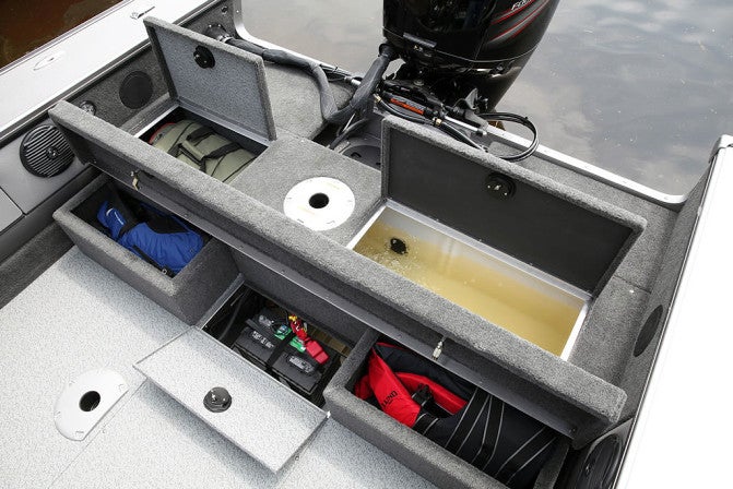 The smaller rear casting deck also offers some built-in storage, plus an 18-gallon aerated live well.