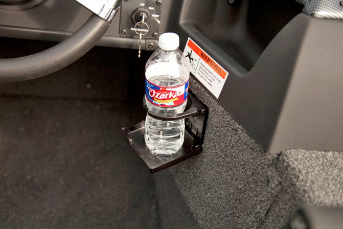 Four cup holders mounted throughout ensure a cool drink is never out of reach.