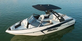 2017 Malibu Boats Wakesetter 20 VTX