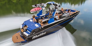 2019 Malibu Boats M Series M235