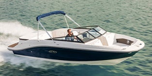 2021 Sea Ray SPX 230