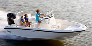 2021 Boston Whaler Dauntless 180