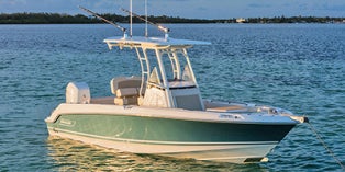 2020 Boston Whaler Outrage® 230