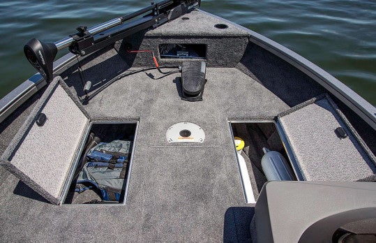 Crestliner 1650 Fish Hawk Review - BoatGuide.com