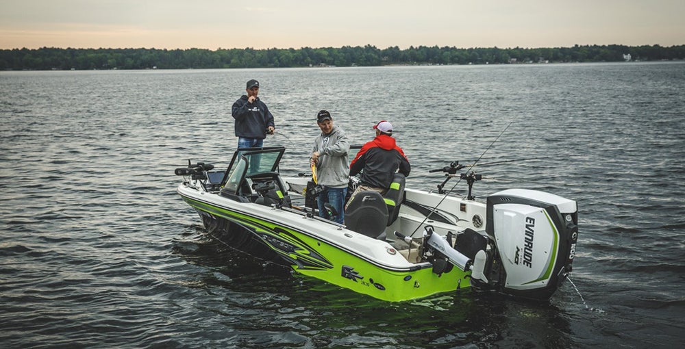 Larson Unveils New FX Fishing Boats - BoatGuide.com