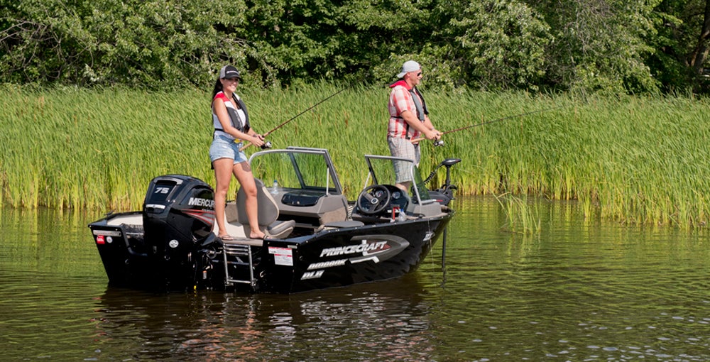 Princecraft Amarok DLX WS Review - BoatGuide.com