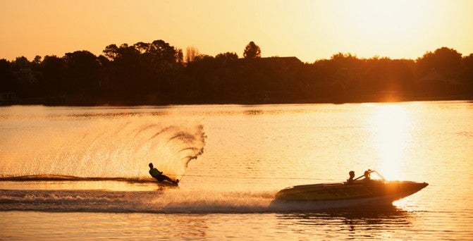 10 Best Boats For Families - BoatGuide.com