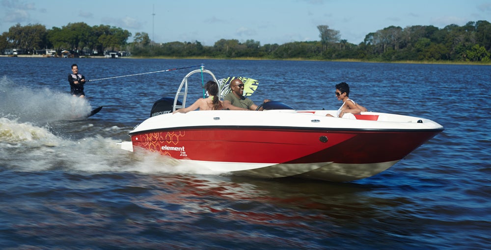 Bayliner Element E18 Review - BoatGuide.com