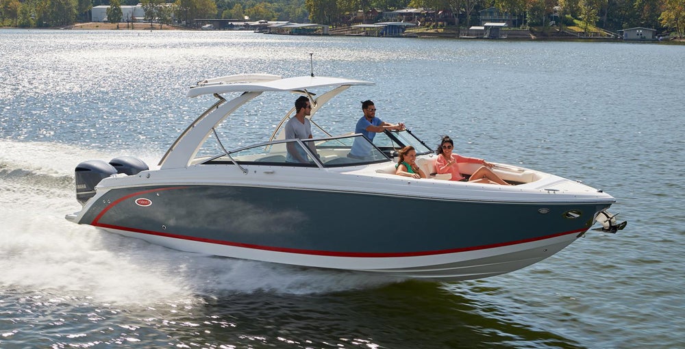 Cobalt Introduces New 30SC Runabout - BoatGuide.com