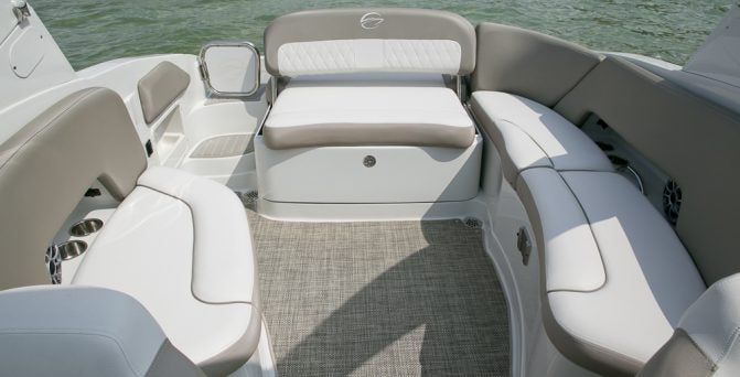 Crownline Eclipse E275 Review - BoatGuide.com