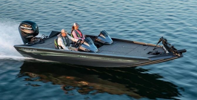 10 Best Boats Under $30K - BoatGuide.com