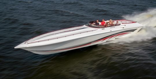 10 of the Best Performance Boats - BoatGuide.com