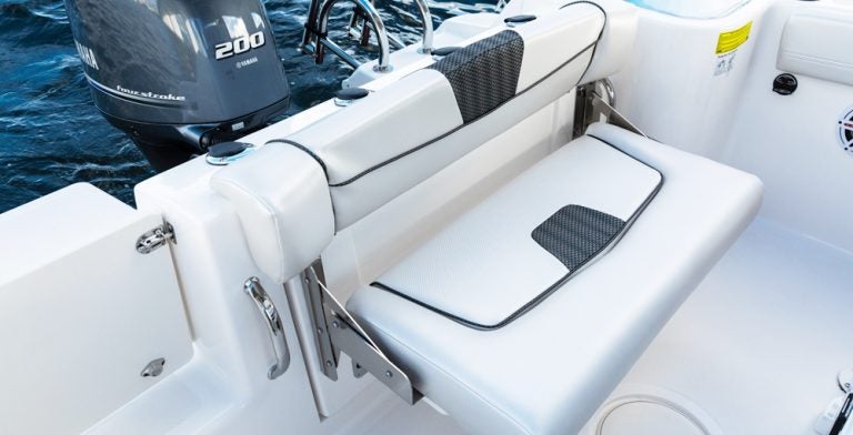 Wellcraft 222 Fisherman Review - BoatGuide.com