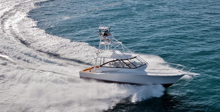 Hatteras GT45X Open Boat Review - BoatGuide.com